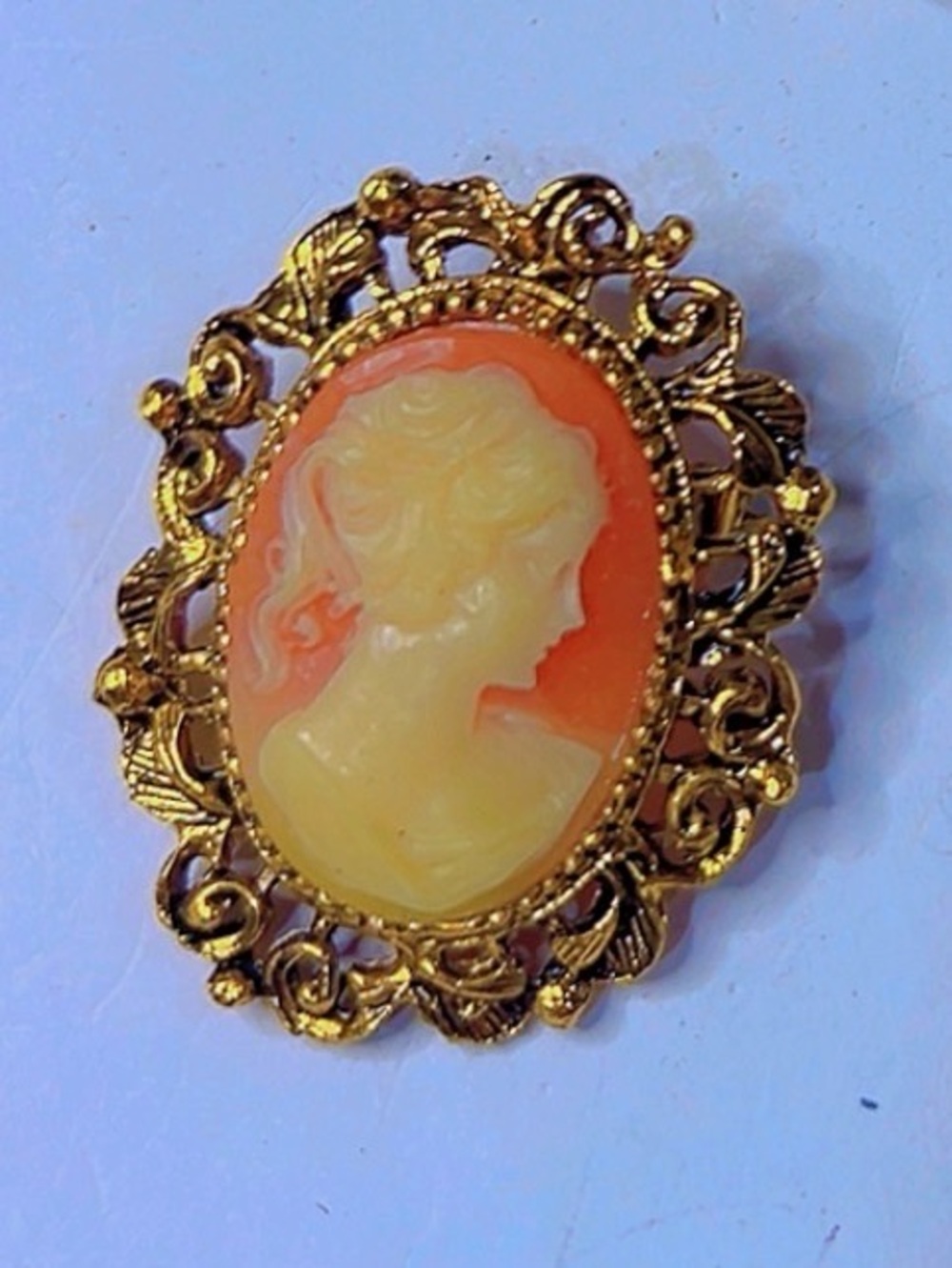 Gold-Tone Orange & Cream Cameo Brooch - Unbranded